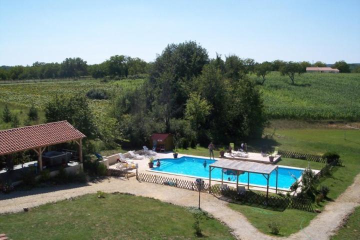 L'Hermitage Des 4 Saisons Hotel La Gonterie-Boulouneix ภายนอก รูปภาพ